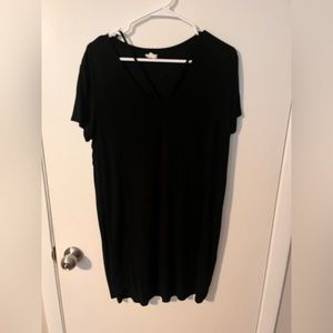 Black garage cotton dress.